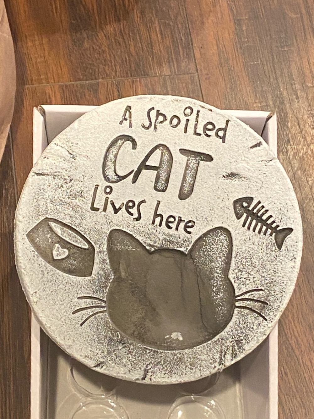 Neutral Gray 'A Spoiled Cat Lives Here' Decorative Cat Garden Plaque